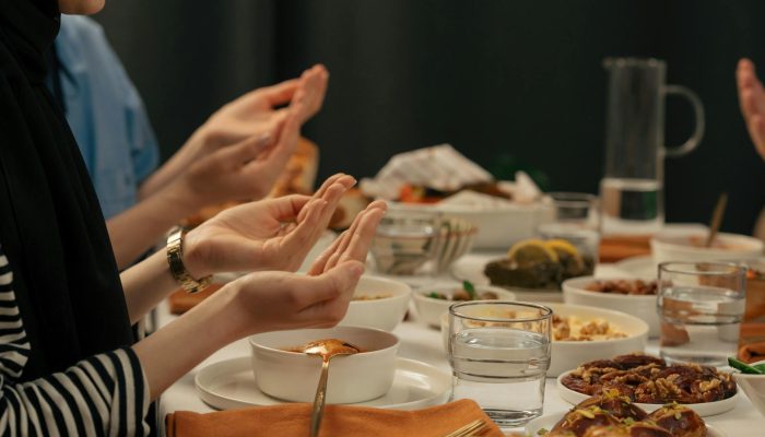 people on dinner during ramadan